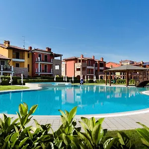 Lucy Apartament