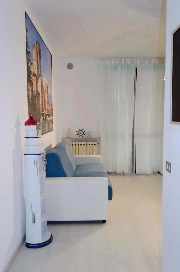 Al Faro-Luxury Holiday Home Sirmione